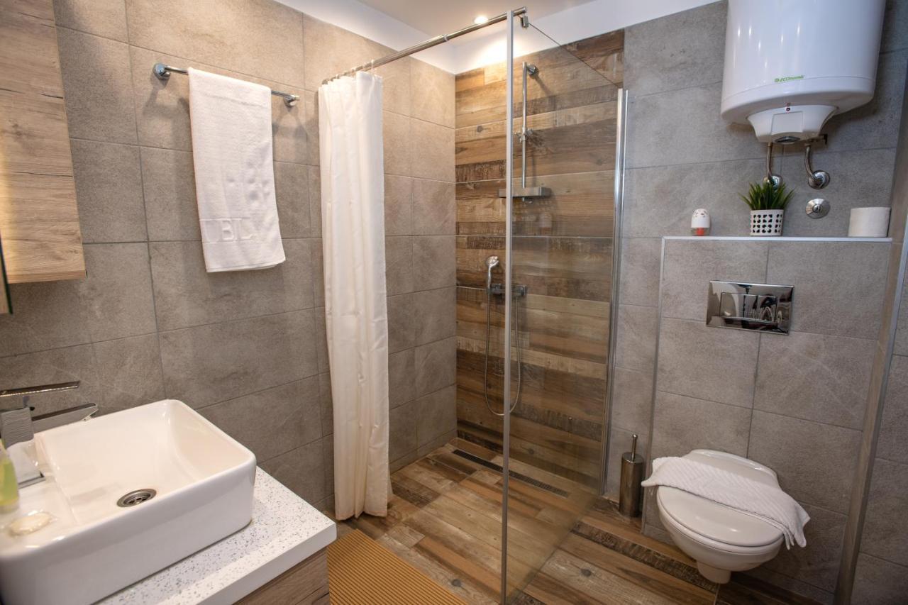 Deltalux Apartmani Milmari 카파오닉 외부 사진