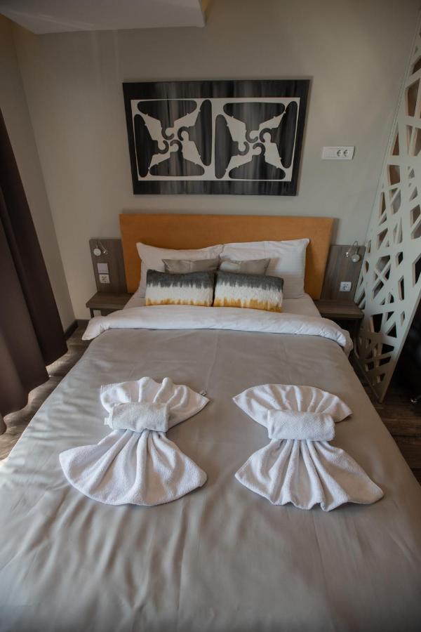 Deltalux Apartmani Milmari 카파오닉 외부 사진