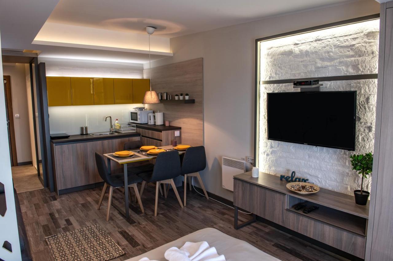 Deltalux Apartmani Milmari 카파오닉 외부 사진